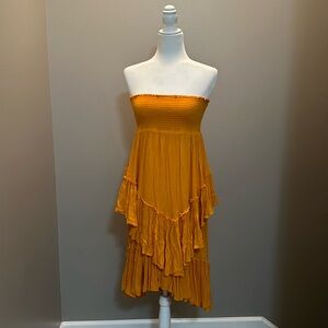 Yellow/orange skirt